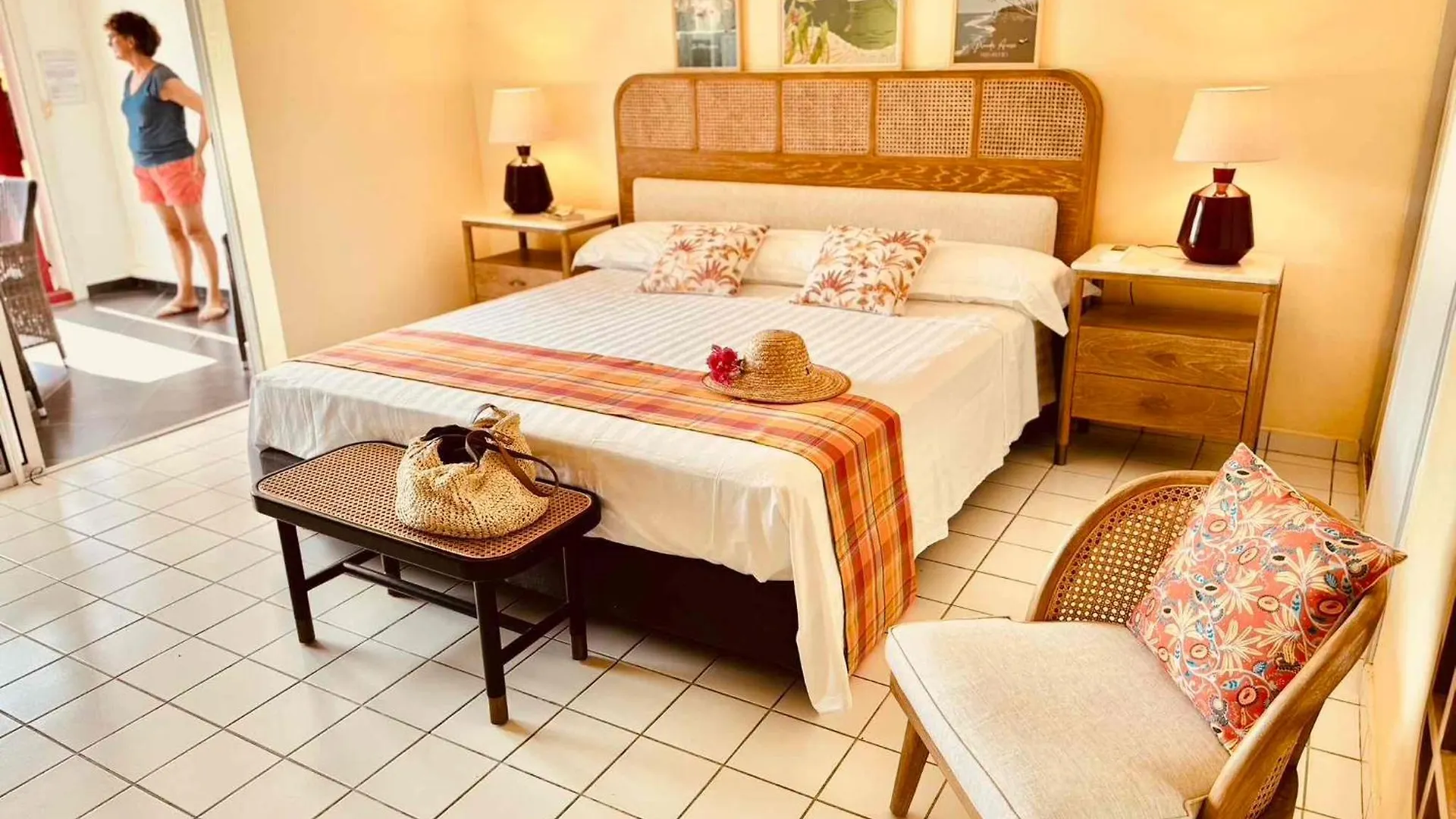 Residence Le Vallon Guadeloupe Parc Piscine Appartements & Studios & Services Hoteliers A La Carte Saint-Francois  Hotel