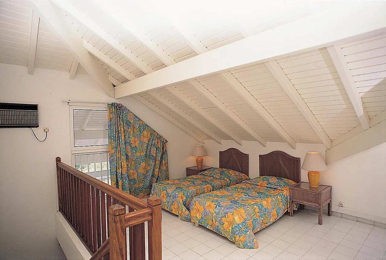 Residence Le Vallon Guadeloupe Parc Piscine Appartements & Studios & Services Hoteliers A La Carte Saint-Francois
