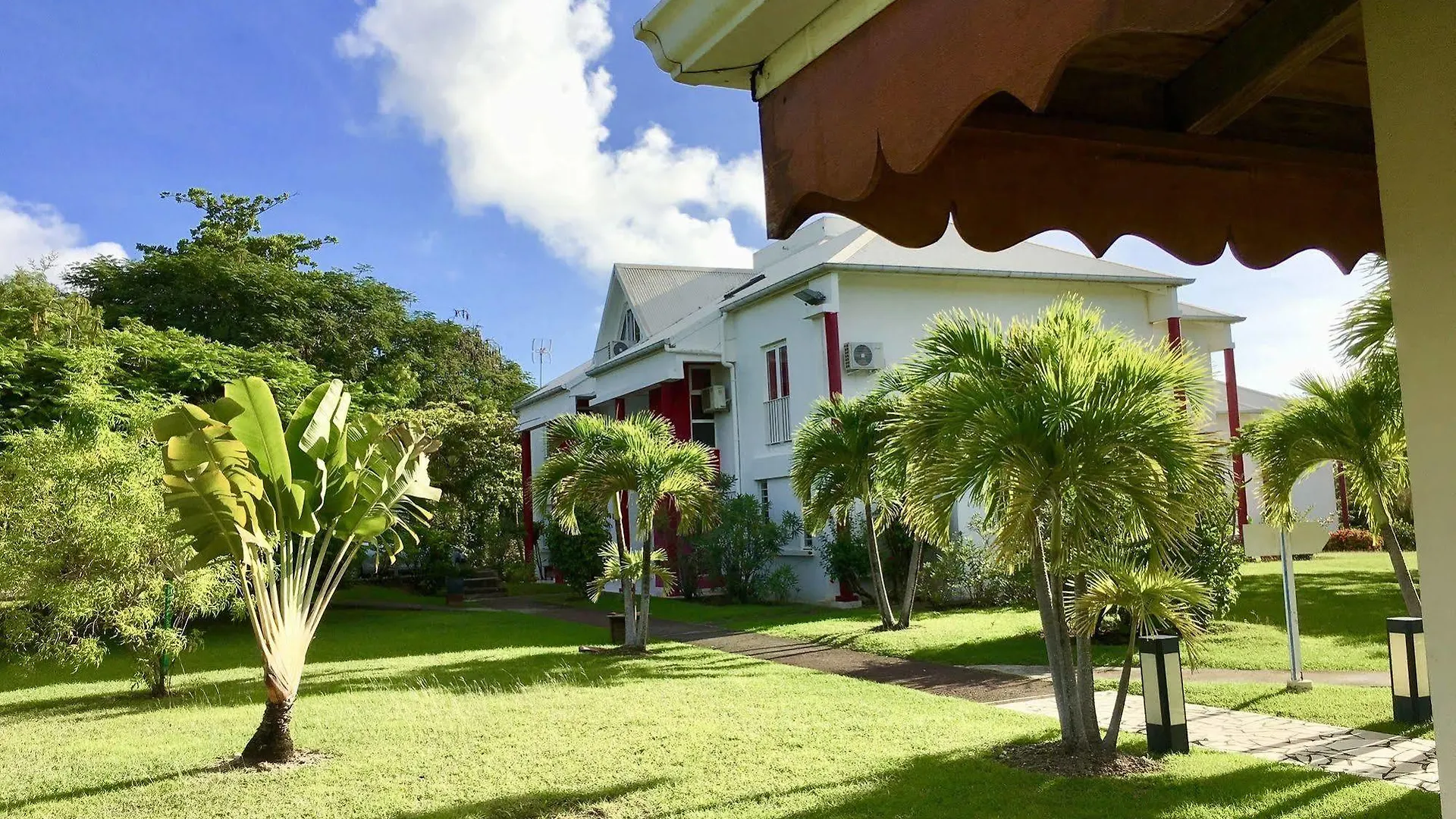Residence Le Vallon Guadeloupe Parc Piscine Appartements & Studios & Services Hoteliers A La Carte Saint-Francois  Saint-Francois (Grande-Terre)