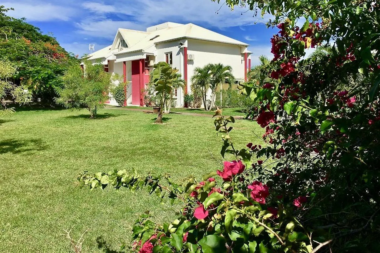 Residence Le Vallon Guadeloupe Parc Piscine Appartements & Studios & Services Hoteliers A La Carte Saint-Francois